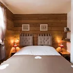 فندق Les De La Griyotire 3*