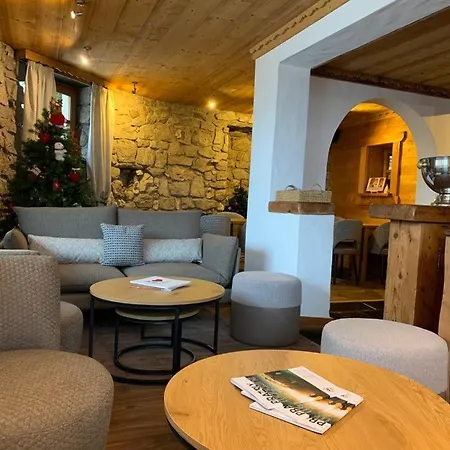 Hotel Les De La Griyotire